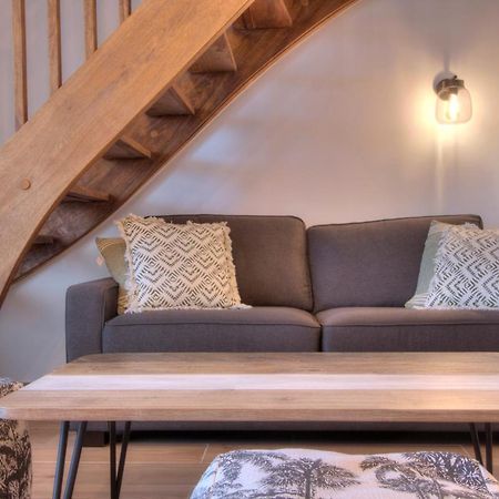 Apt - 4 Pers - Petit Duc - Renove - 44M² - Centre De Mont Rocquefeuil - Saint-Gilles Les Bains Exterior photo